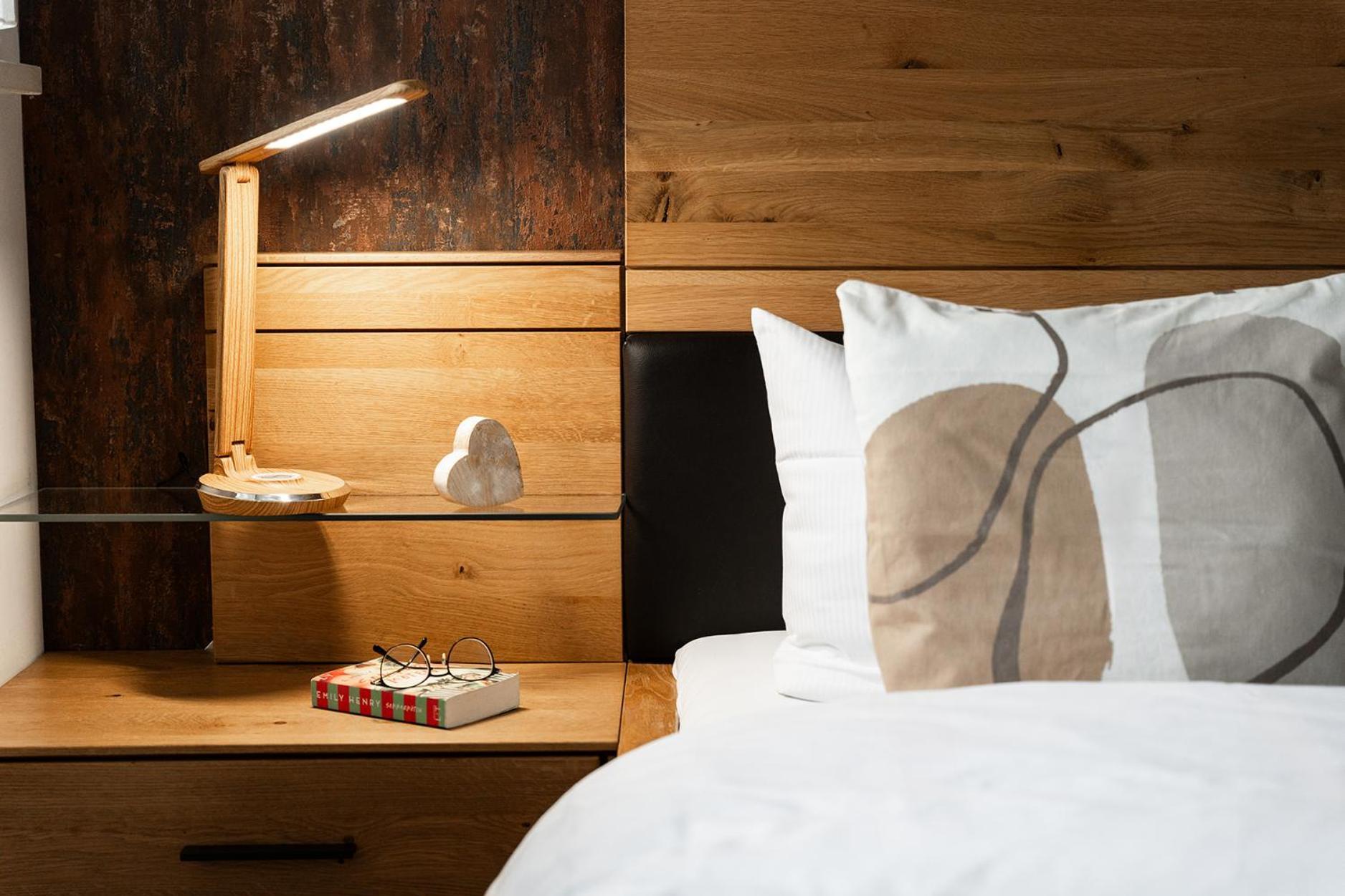 Hotel Vier Jahreszeiten An Der Therme & Kliniken Bad Krozingen Naehe Freiburg & Schwarzwald Ideal Fuer Wellness Kur & Business Ausfluege 24H Check In- Wlan & Parken Gratis Εξωτερικό φωτογραφία