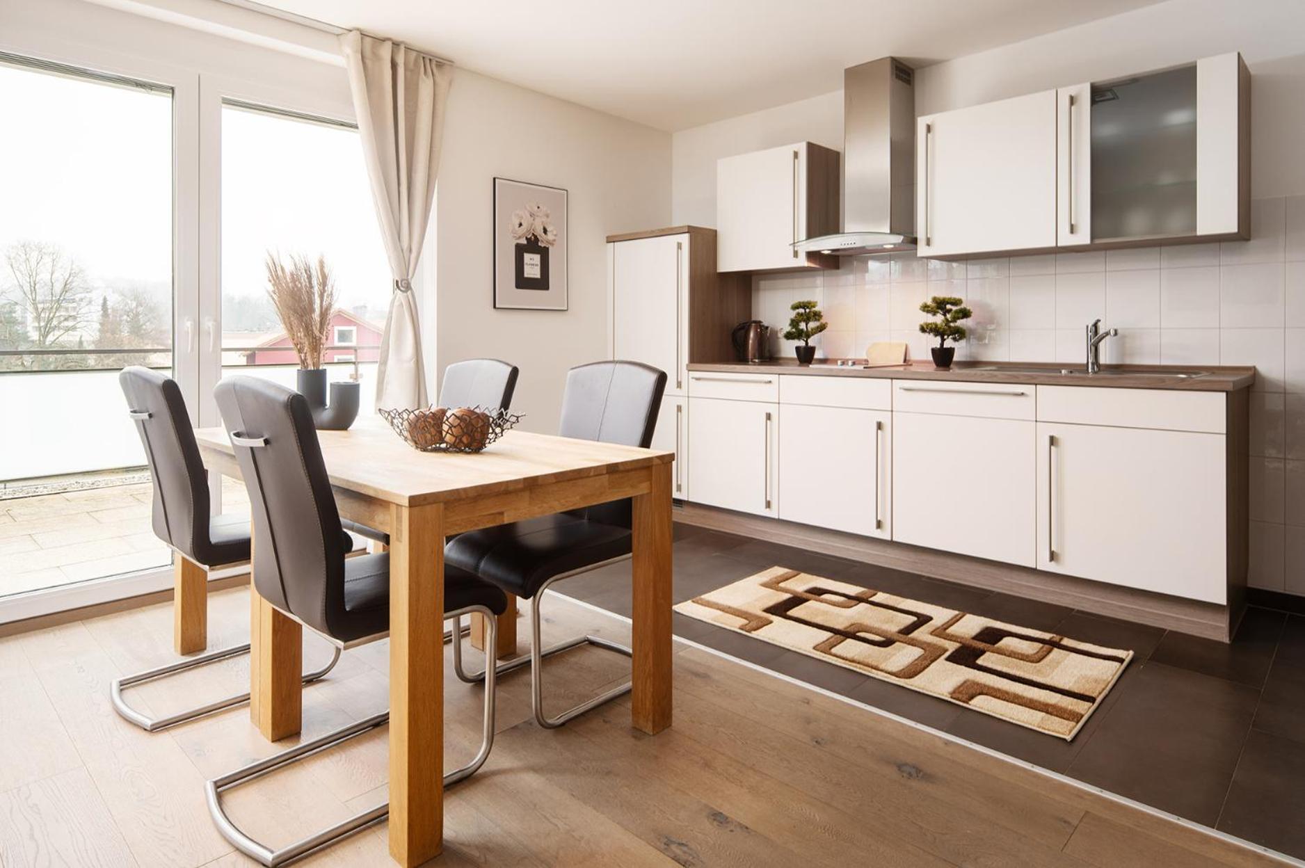 Hotel Vier Jahreszeiten An Der Therme & Kliniken Bad Krozingen Naehe Freiburg & Schwarzwald Ideal Fuer Wellness Kur & Business Ausfluege 24H Check In- Wlan & Parken Gratis Εξωτερικό φωτογραφία